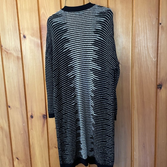 CLOSET SALE🎉🎉. NWOT Express cardigan - Picture 2 of 6